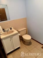 31795489