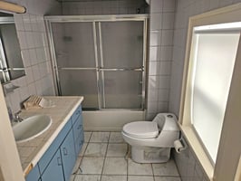 31795665