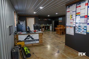 31795696