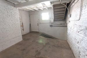 31796386