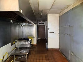 31800862