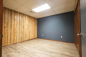 31800897