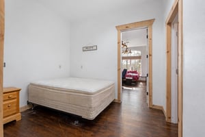 31804543