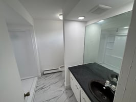 31992491