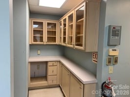 31808642