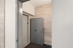 31815292