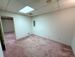 31847195