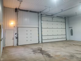 31818682