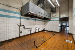 31819505