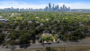 31821654