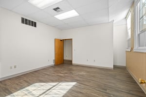 31826534