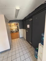 31853413
