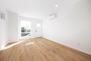 31833676