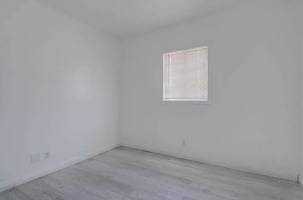 31833828
