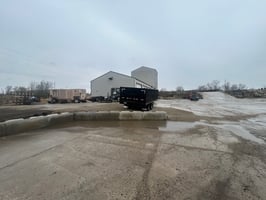 31852615