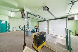 33684876