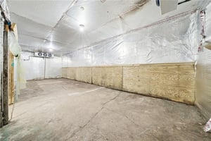 33684893