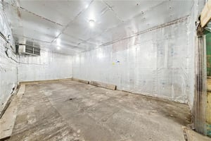 33684871
