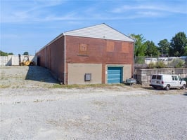 33684887