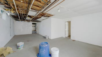 31847800