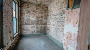 31851532