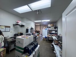 31854305