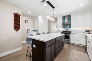 31880666