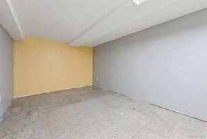 31863256