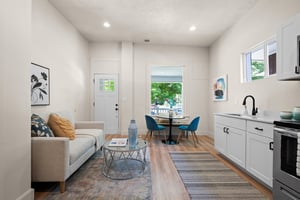 31870574