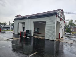 31870595