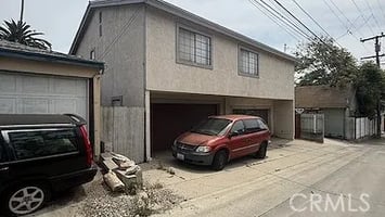 31981364