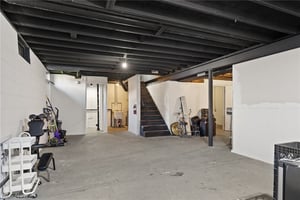 32218318