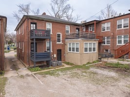 31996153