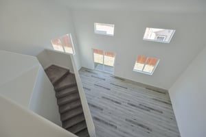 32037056