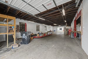 32010595