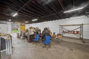 32010596