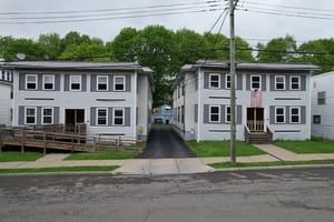 32201001