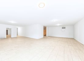 32002924
