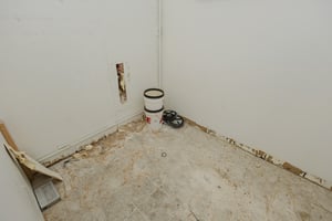 32007044