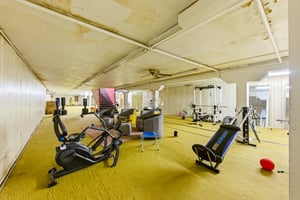 32009765