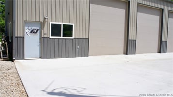 32013639