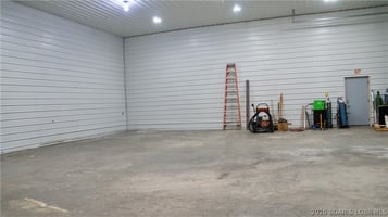32013657