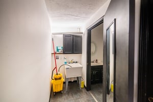 32015173