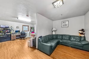 32035996