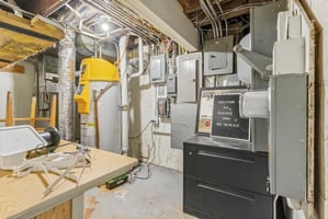 32027129