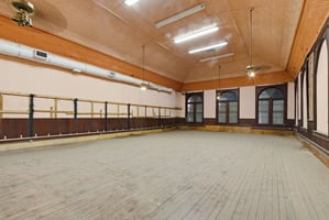 32027454