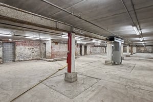 32027690