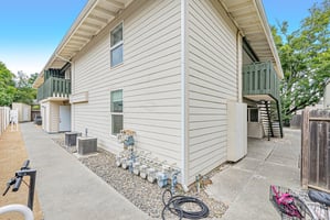 32028621
