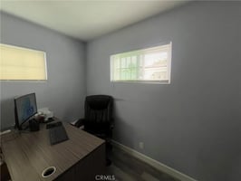 32033927