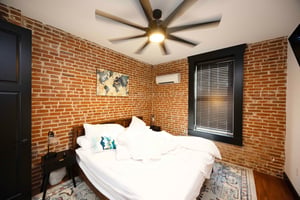 32036193